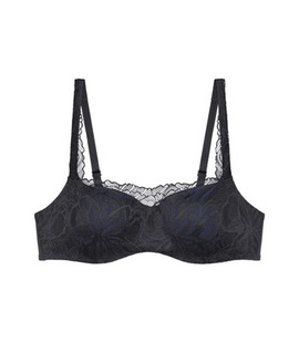 Biustonosz Triumph Body Make-Up Illusion Lace Balconette