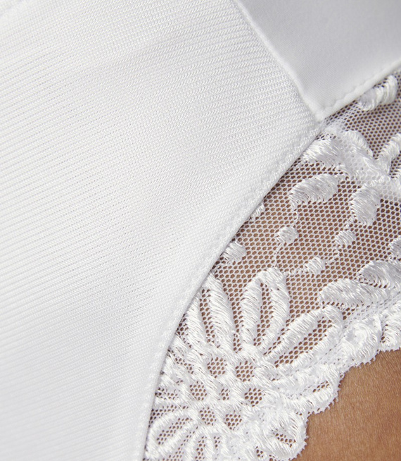 Majtki damskie Triumph Ladyform Soft Maxi