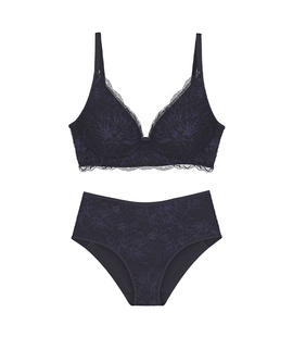 Biustonosz oraz majtki Triumph Amourette Charm