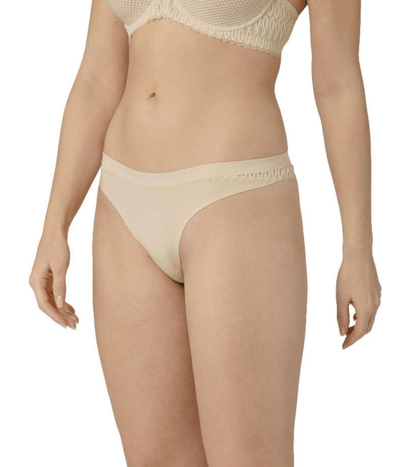 Triumph majtki damskie Aura Spotlight High Leg String