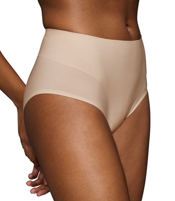 Majtki modelujące maxi Triumph BMU Illusion Curve Maxi