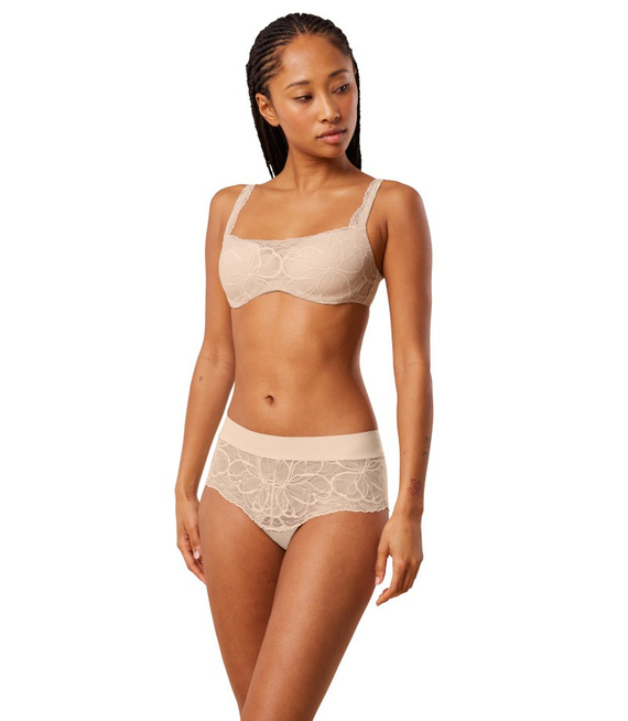 Triumph szorty damskie Body Make-Up Illusion Lace Shorty