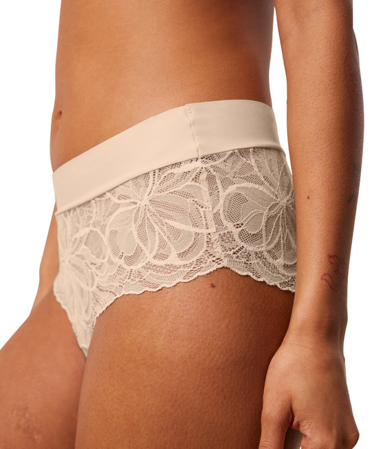 Triumph szorty damskie Body Make-Up Illusion Lace Shorty