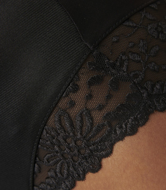 Majtki damskie Triumph Ladyform Soft Maxi