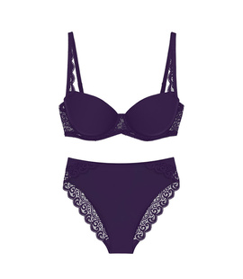 Biustonosz oraz majtki Triumph Amourette