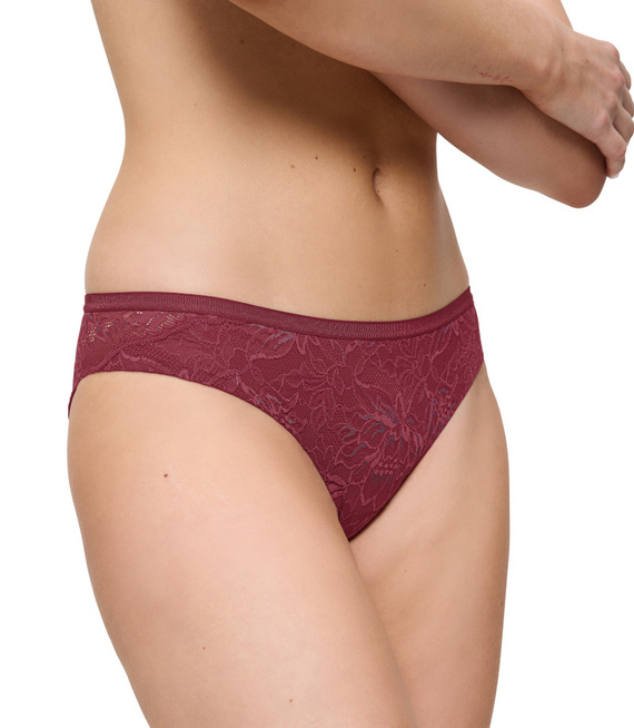Majtki damskie Triumph Amourette Charm T Brazilian01