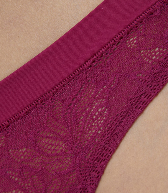 Triumph majtki damskie Smart Lace Brazilian