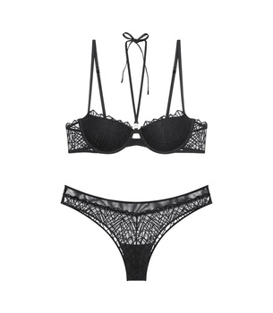 Biustonosz oraz majtki Triumph That Night in Vegas