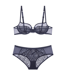 Biustonosz oraz majtki Triumph Delightful Spotlight