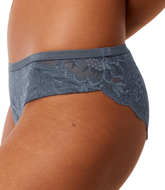 Majtki damskie Triumph Amourette Charm T Brazilian01