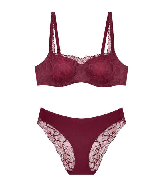 Triumph komplet bielizny Body Make-Up Illusion Lace balkonetka i majtki